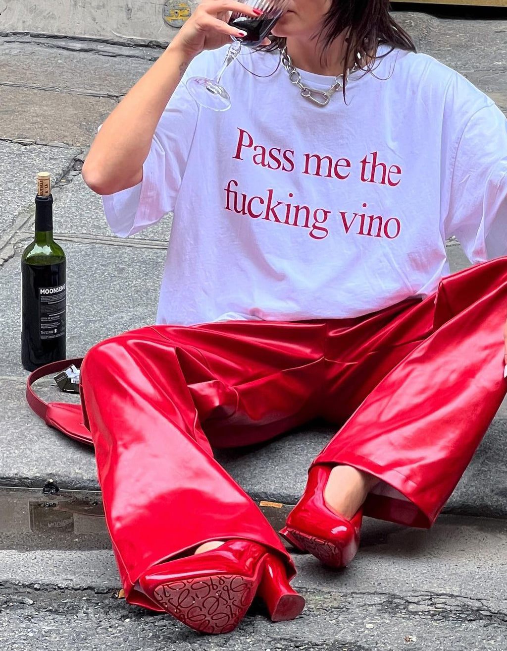T-Shirt  "Pass Me The Fucking Vino"