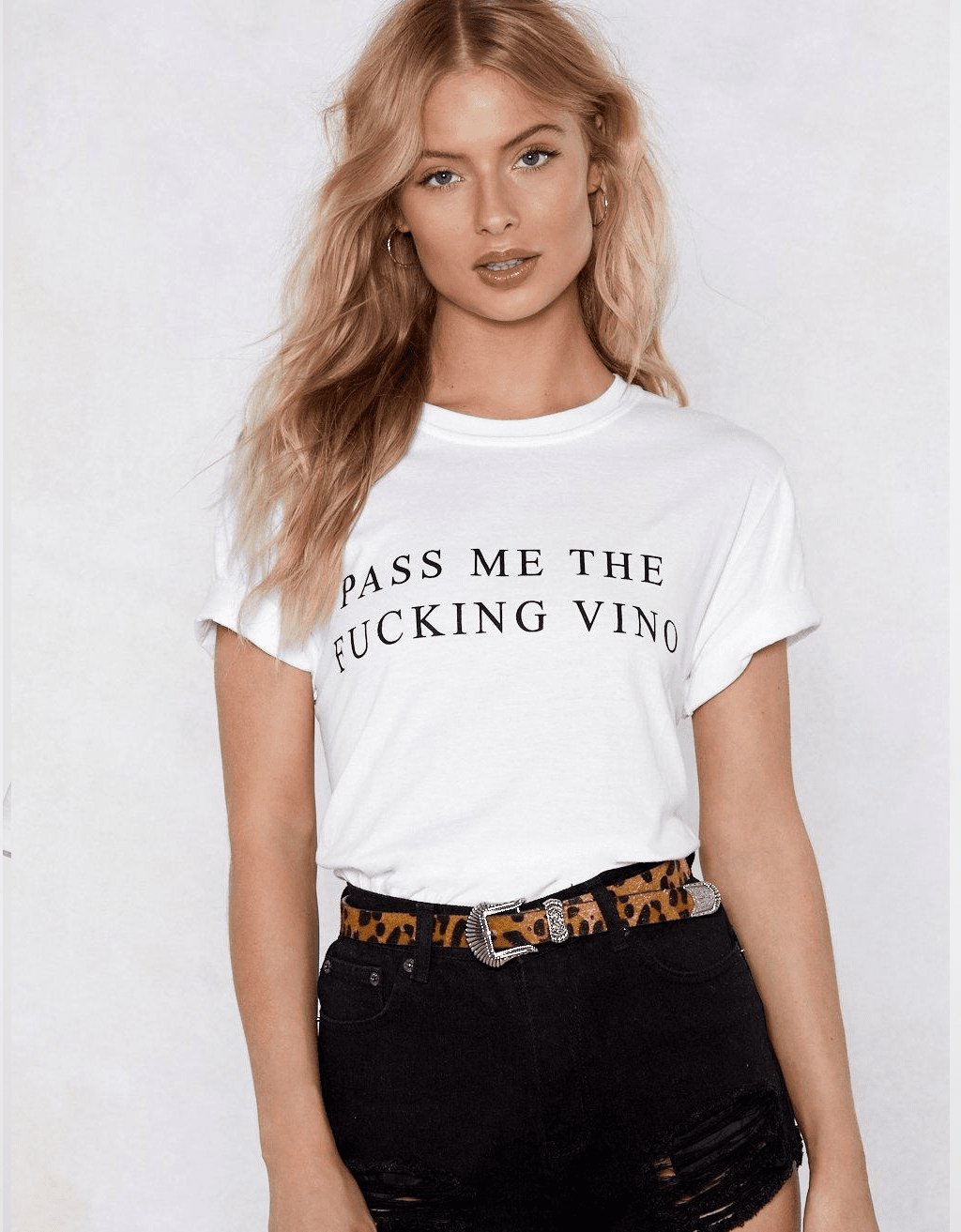 T-Shirt Donna "Pass Me The Fucking Vino" - dandalo